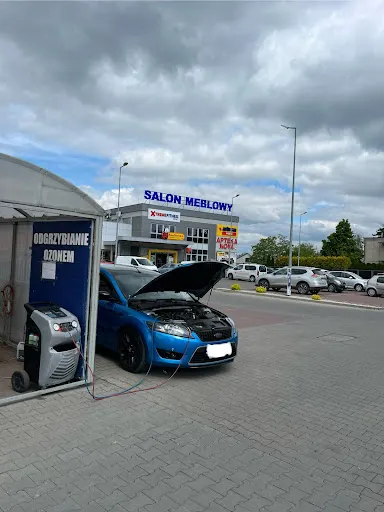 Napełnianie klimatyzacji i odgrzybianie ozonem